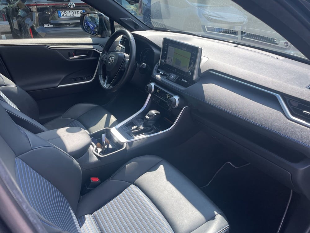 Toyota Rav4 usata a Piacenza (11)