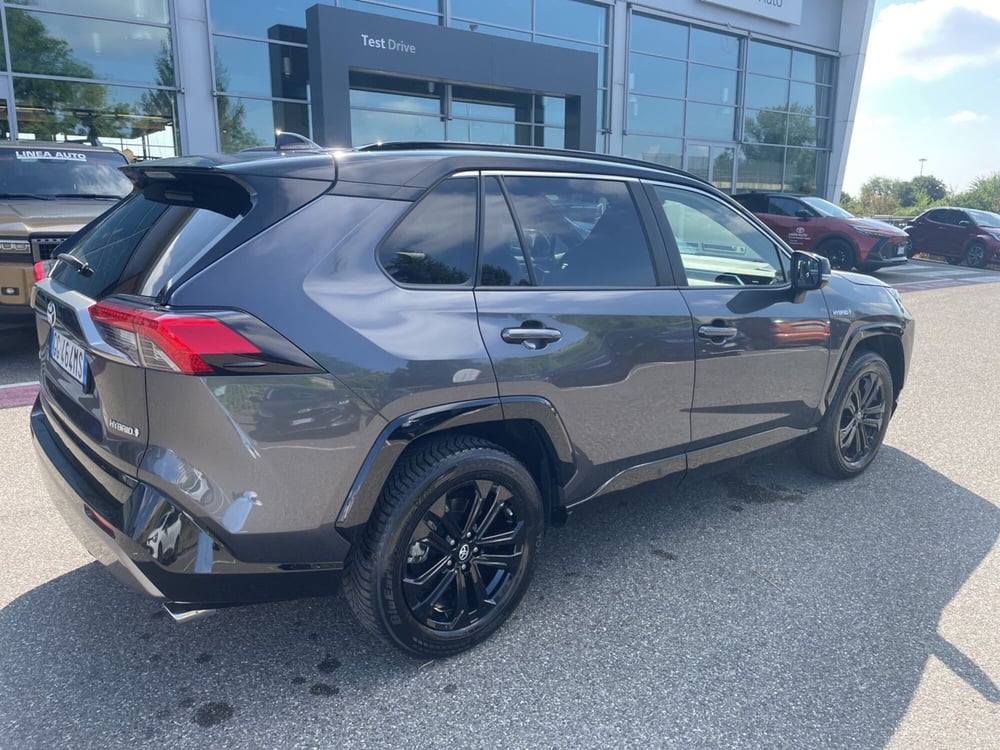 Toyota Rav4 usata a Piacenza (8)