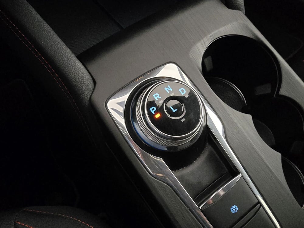 Ford Kuga usata a Roma (13)