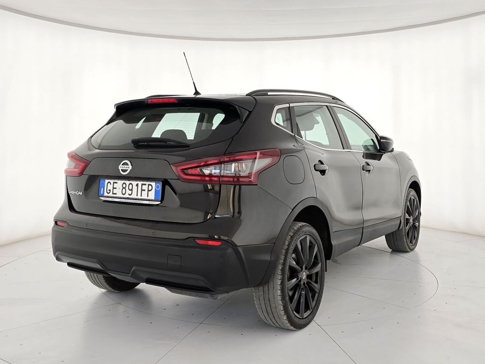 Nissan Qashqai usata a Roma (2)