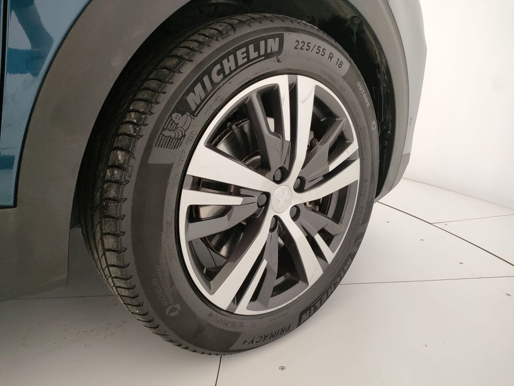 Peugeot 3008 usata a Caserta (9)