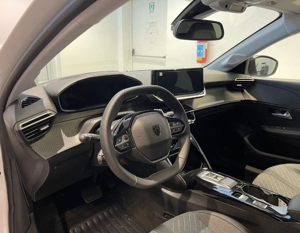 Peugeot 208 nuova a Ferrara (11)