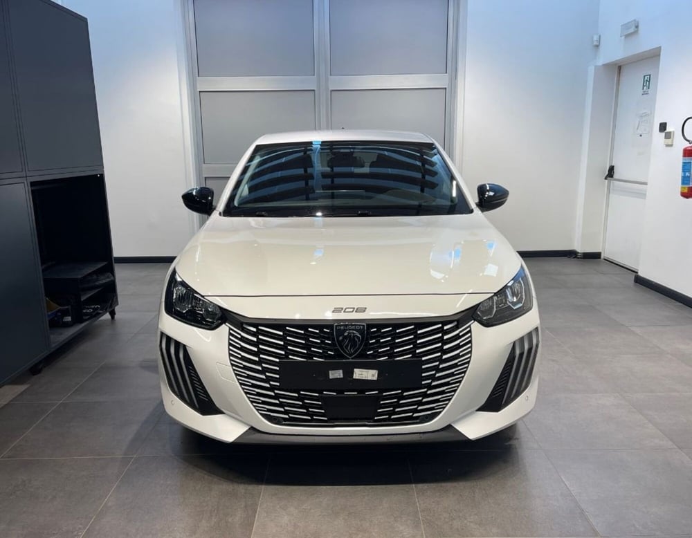 Peugeot 208 nuova a Ferrara (3)