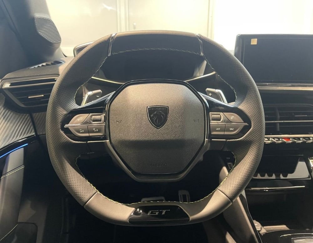 Peugeot 208 nuova a Ferrara (8)