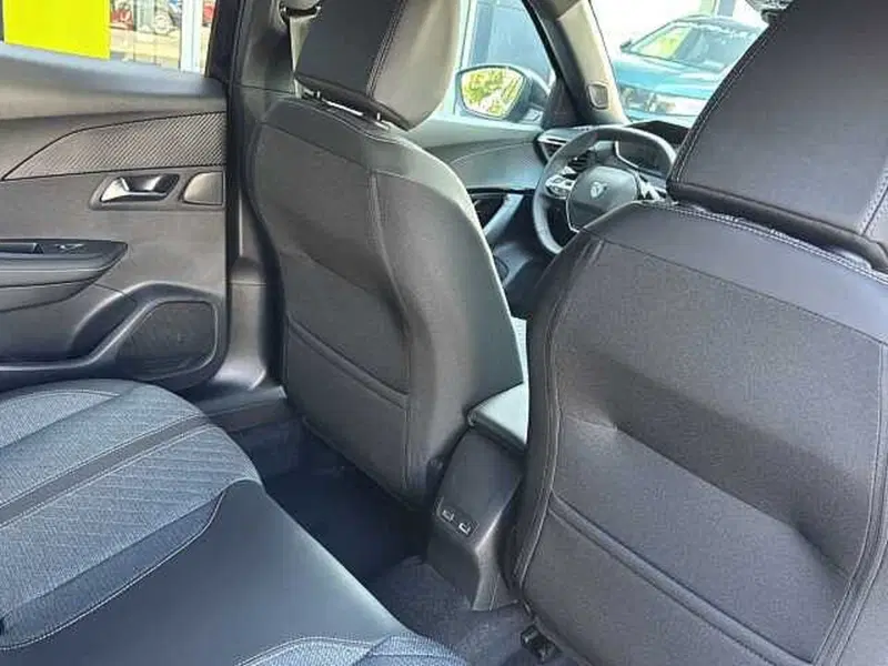 Peugeot 2008 nuova a Perugia (10)