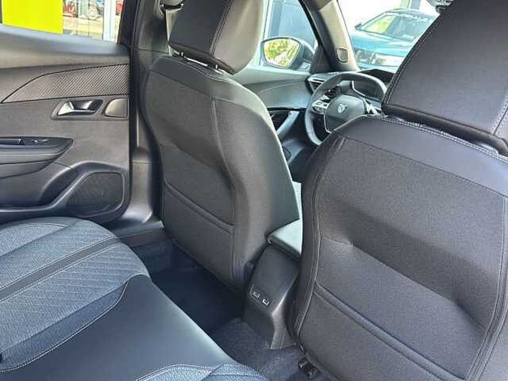 Peugeot 2008 nuova a Perugia (10)