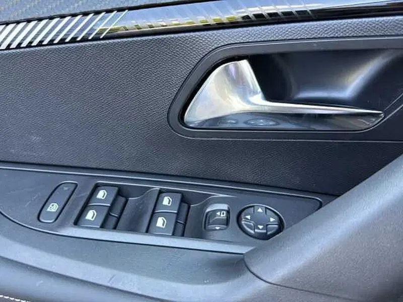 Peugeot 2008 nuova a Perugia (14)