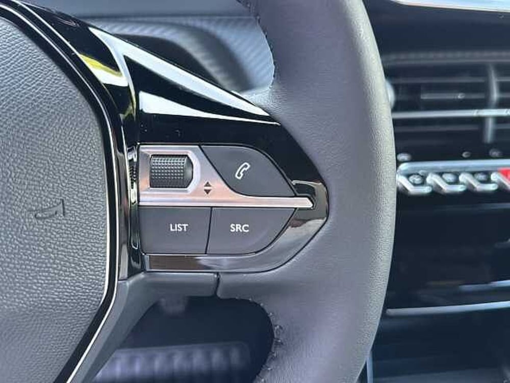 Peugeot 2008 nuova a Perugia (17)