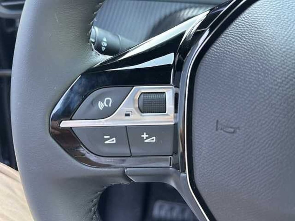 Peugeot 2008 nuova a Perugia (18)