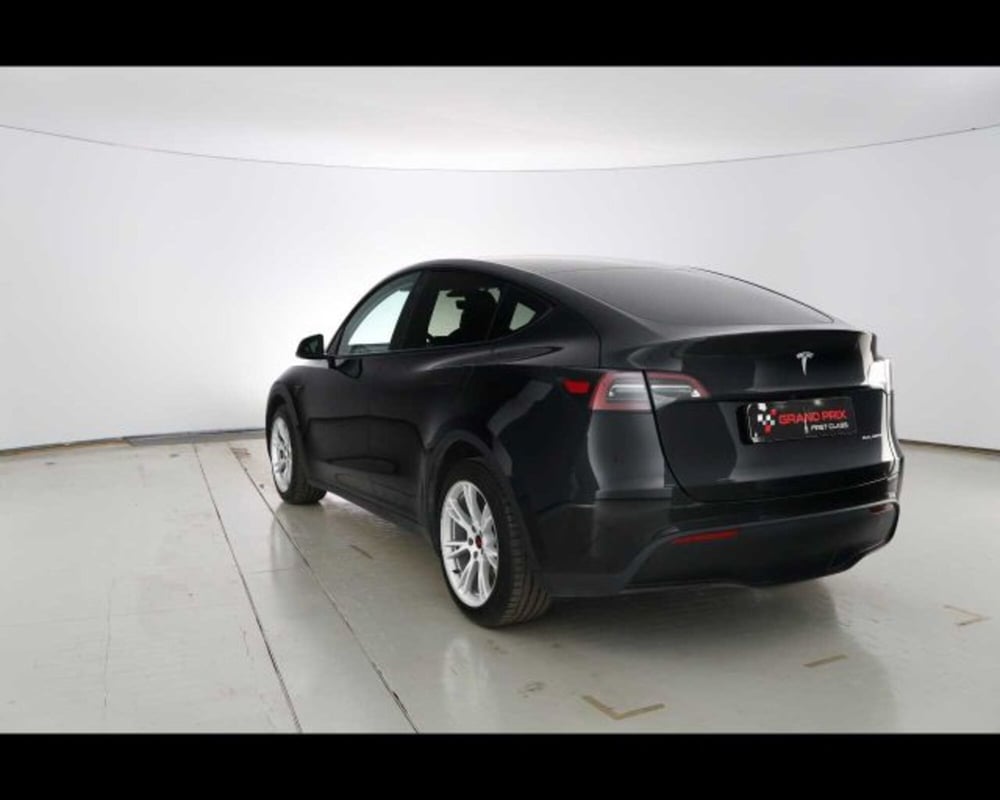Tesla Model Y usata a Bologna (7)