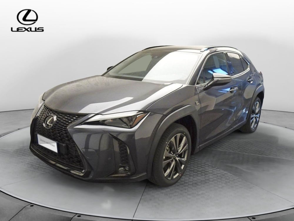 Lexus UX nuova a Treviso