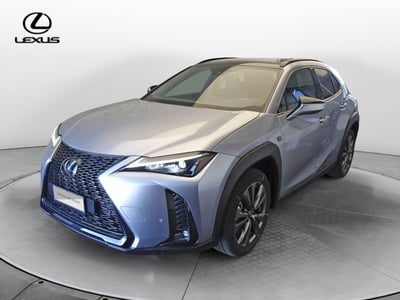 Lexus UX Hybrid 4WD Design nuova a Montebelluna