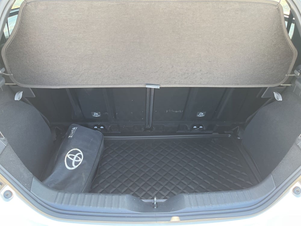 Toyota Aygo X usata a Ragusa (7)