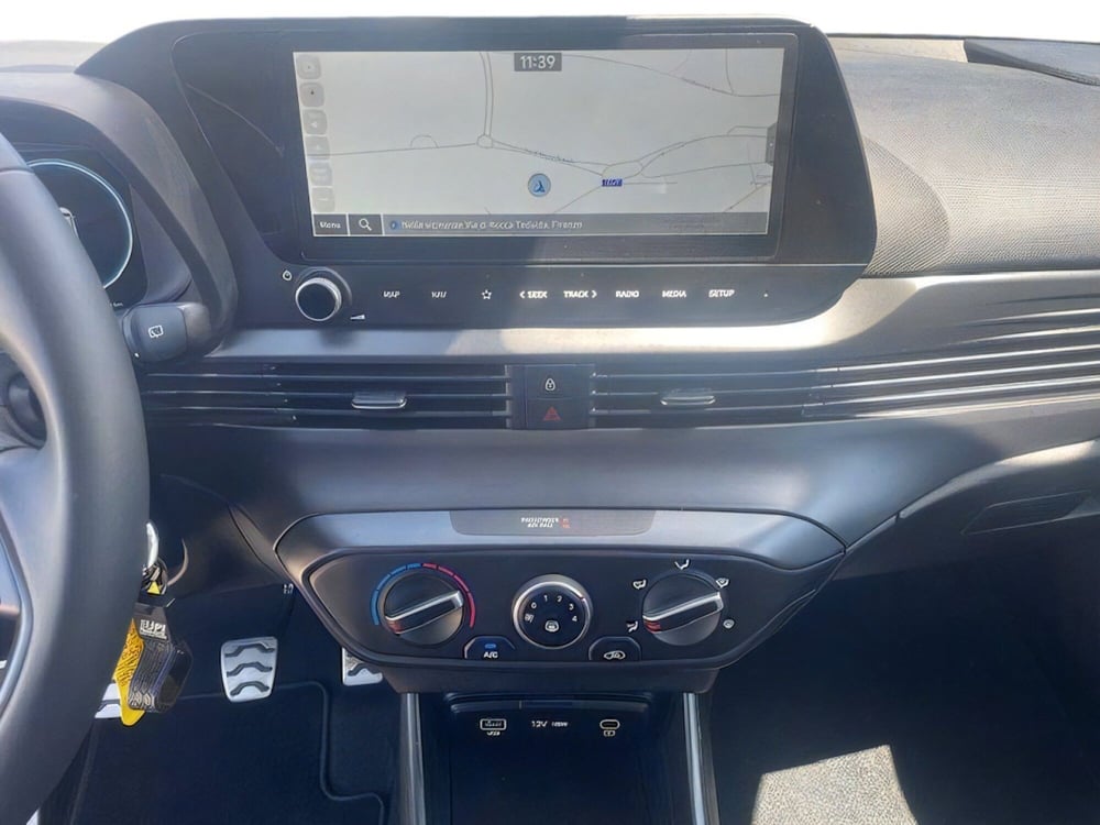 Hyundai Bayon usata a Firenze (13)
