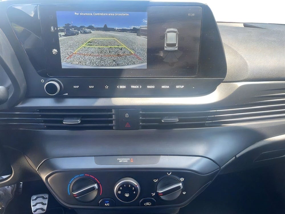 Hyundai Bayon usata a Firenze (14)