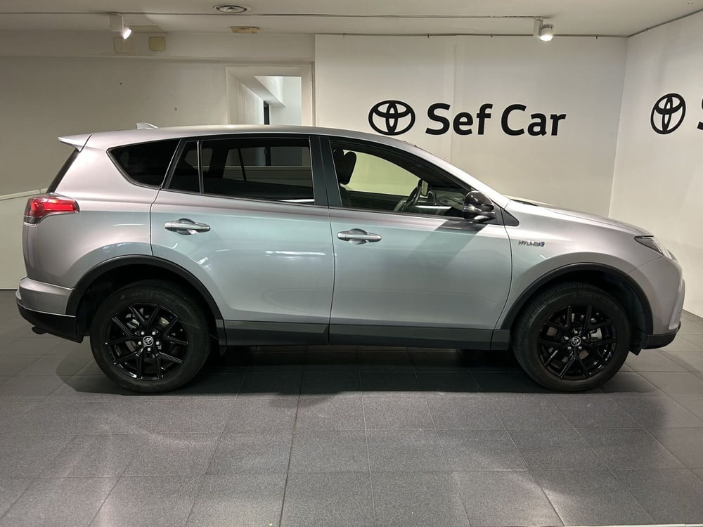 Toyota Rav4 usata a Milano (15)