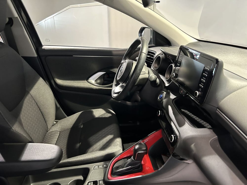 Toyota Yaris usata a Milano (7)