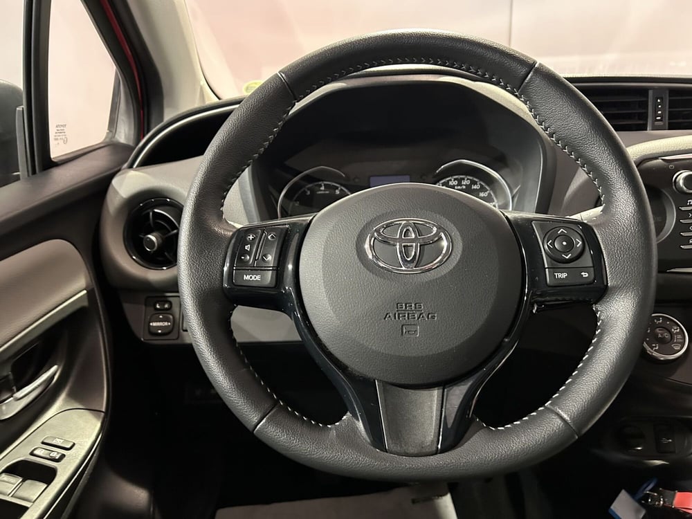 Toyota Yaris usata a Milano (10)