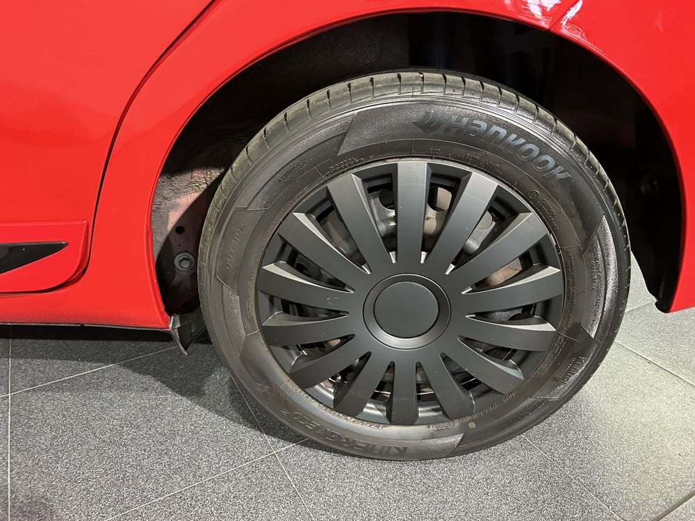Toyota Yaris usata a Milano (14)