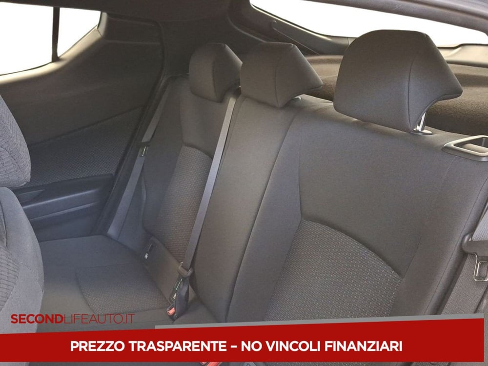 Toyota Toyota C-HR usata a Roma (11)