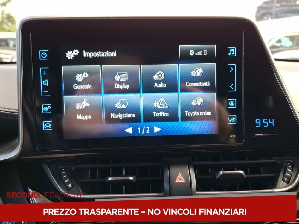 Toyota Toyota C-HR usata a Roma (15)