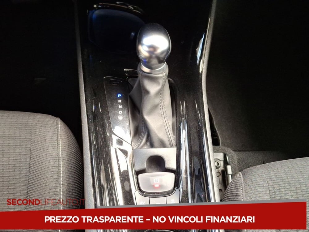 Toyota Toyota C-HR usata a Roma (17)