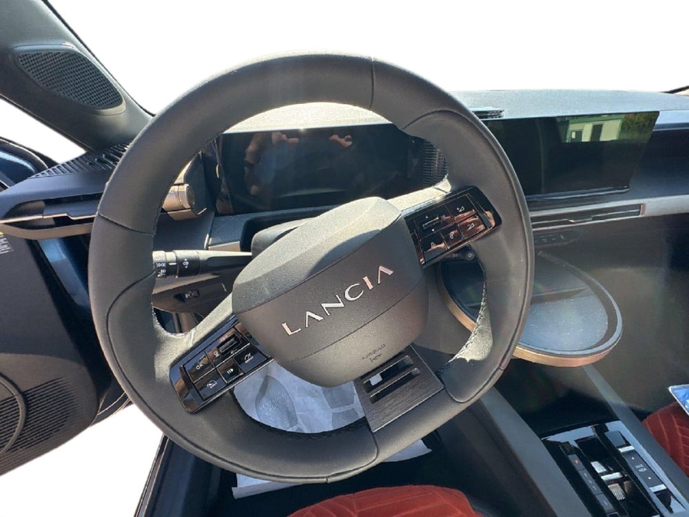 Lancia Ypsilon nuova a Caltanissetta (20)