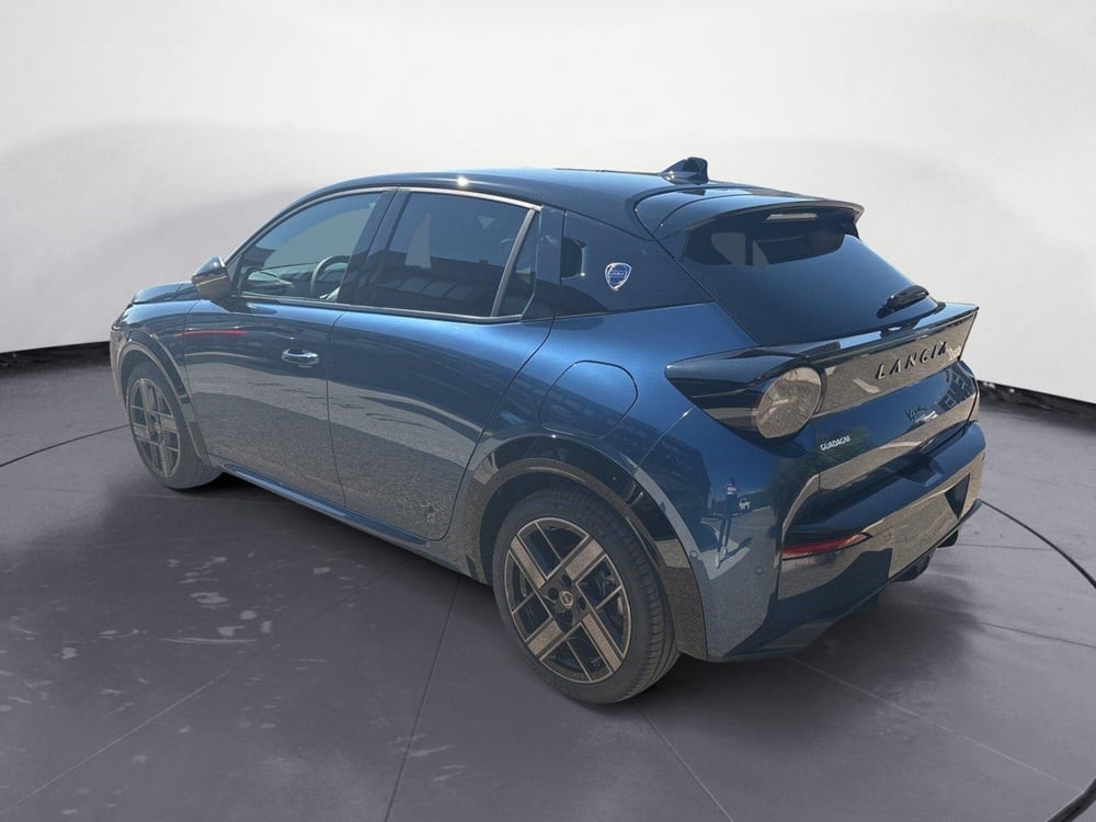 Lancia Ypsilon nuova a Caltanissetta (3)