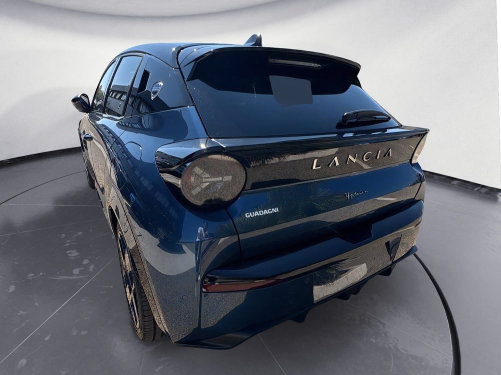 Lancia Ypsilon nuova a Caltanissetta (4)