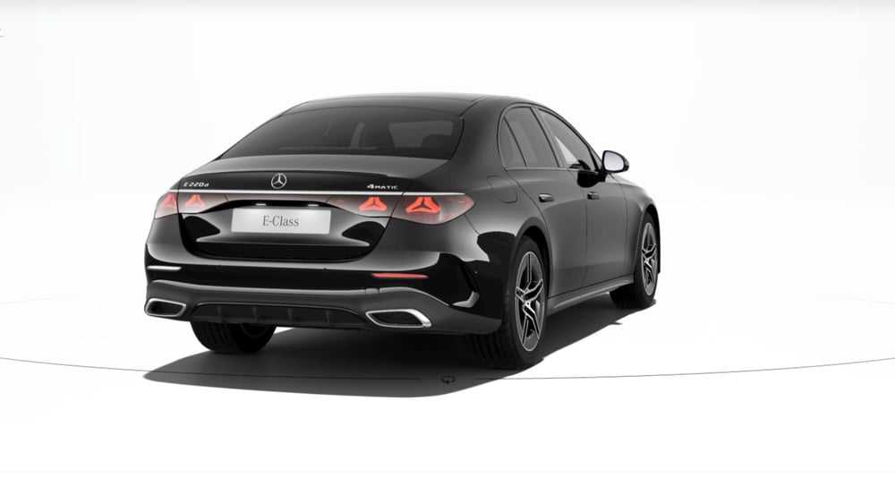 Mercedes-Benz Classe E nuova a Bergamo (3)