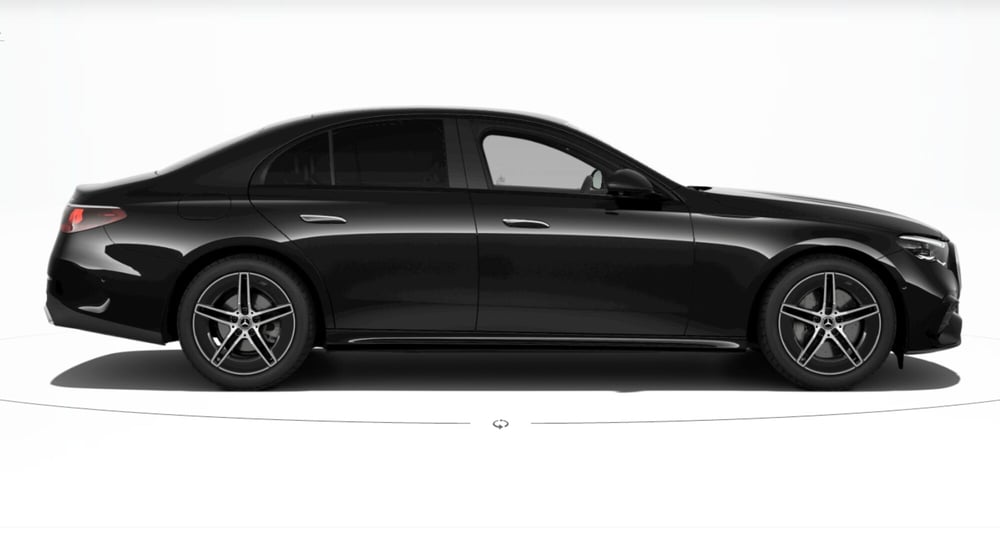 Mercedes-Benz Classe E nuova a Bergamo (4)