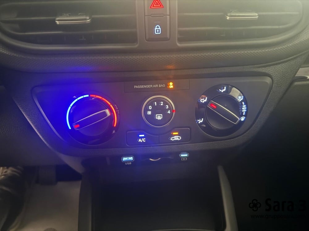Hyundai i10 nuova a Benevento (18)