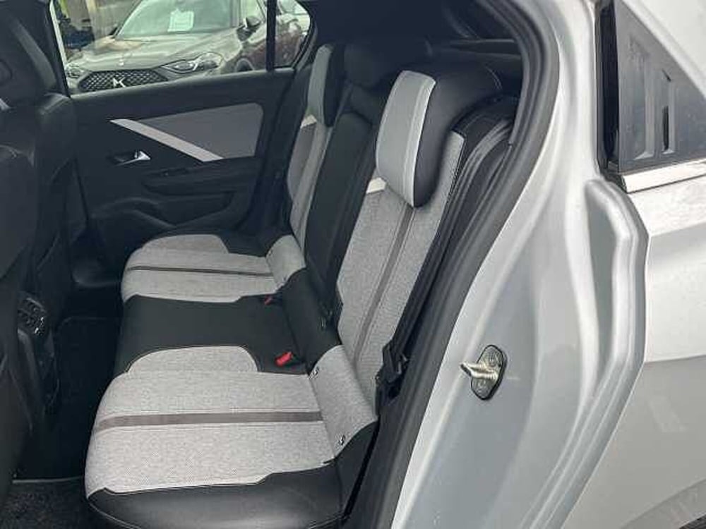 Opel Astra usata a Roma (17)