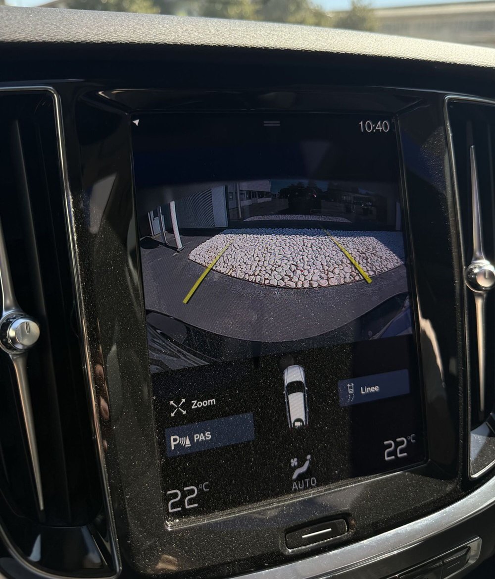 Volvo V60 usata a Parma (9)