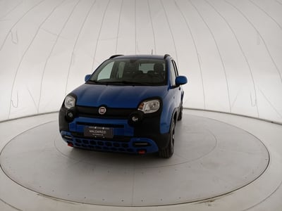 Fiat Panda Cross 1.0 firefly hybrid Cross s&amp;s 70cv 5p.ti del 2024 usata a Bari