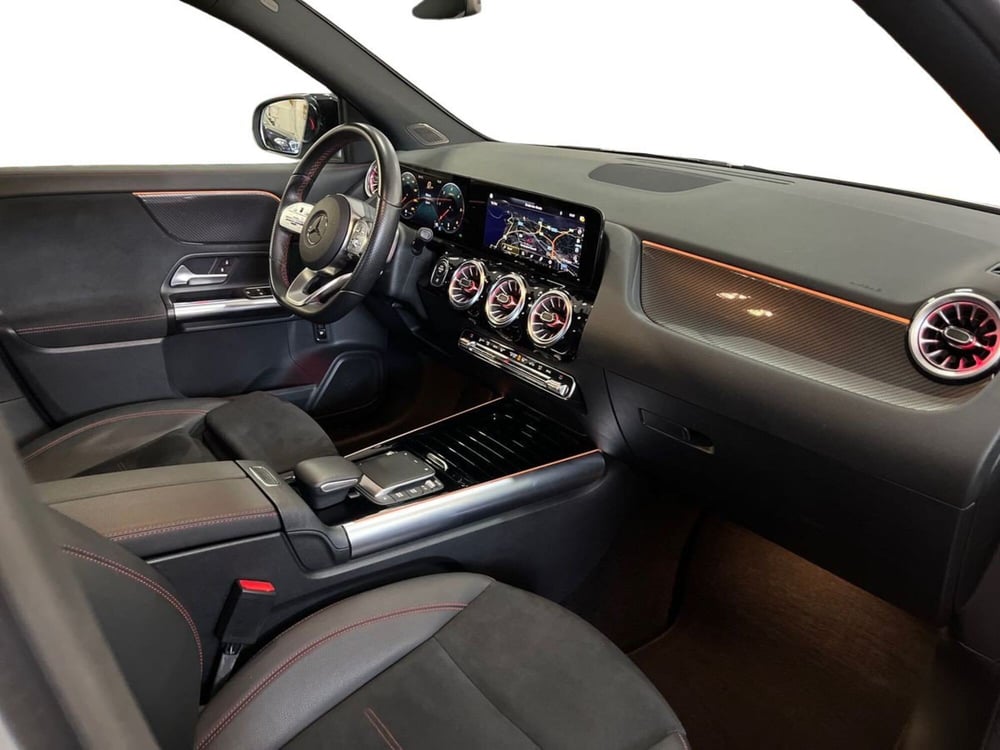 Mercedes-Benz GLA SUV usata a Bari (15)