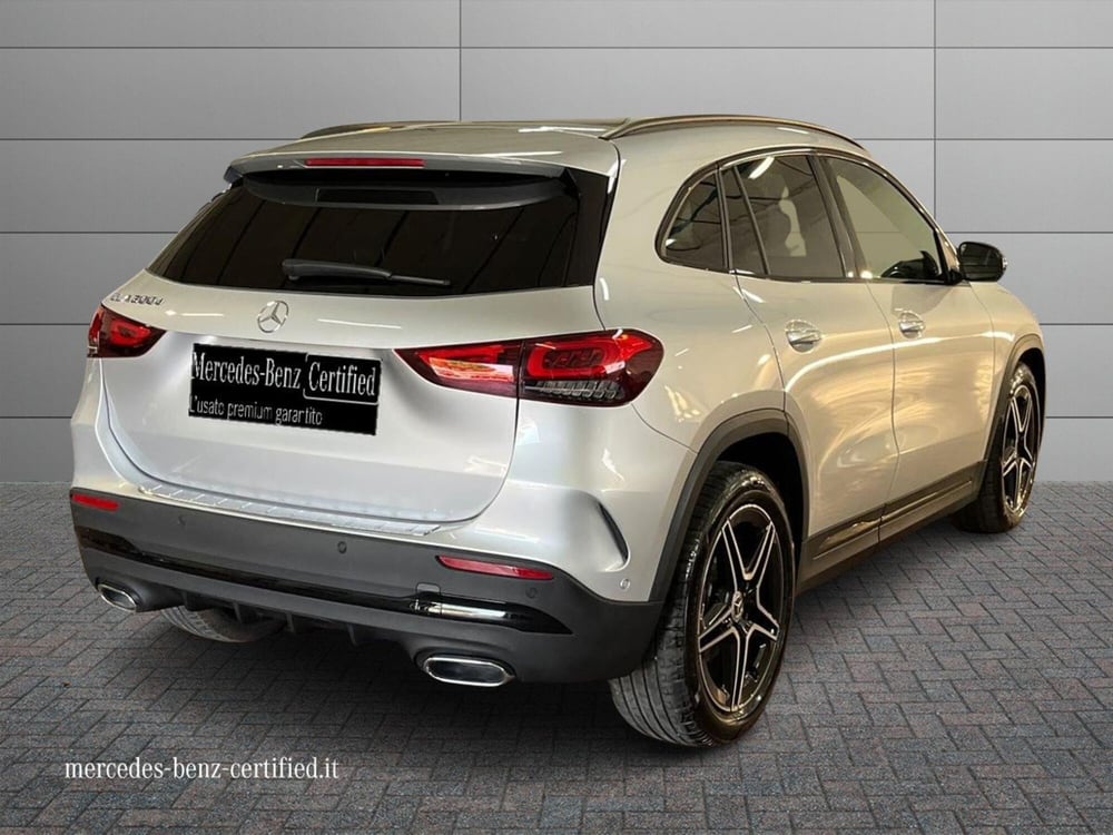 Mercedes-Benz GLA SUV usata a Bari (2)