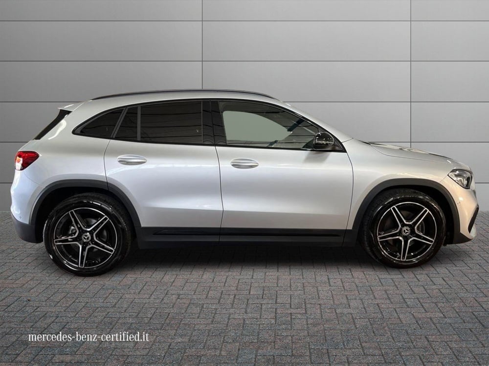 Mercedes-Benz GLA SUV usata a Bari (5)