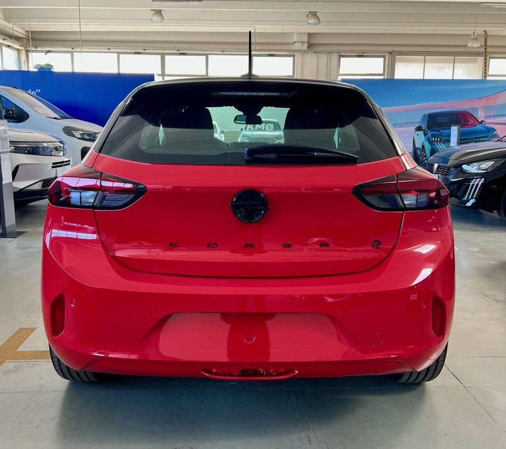 Opel Corsa-e nuova a Bari (7)