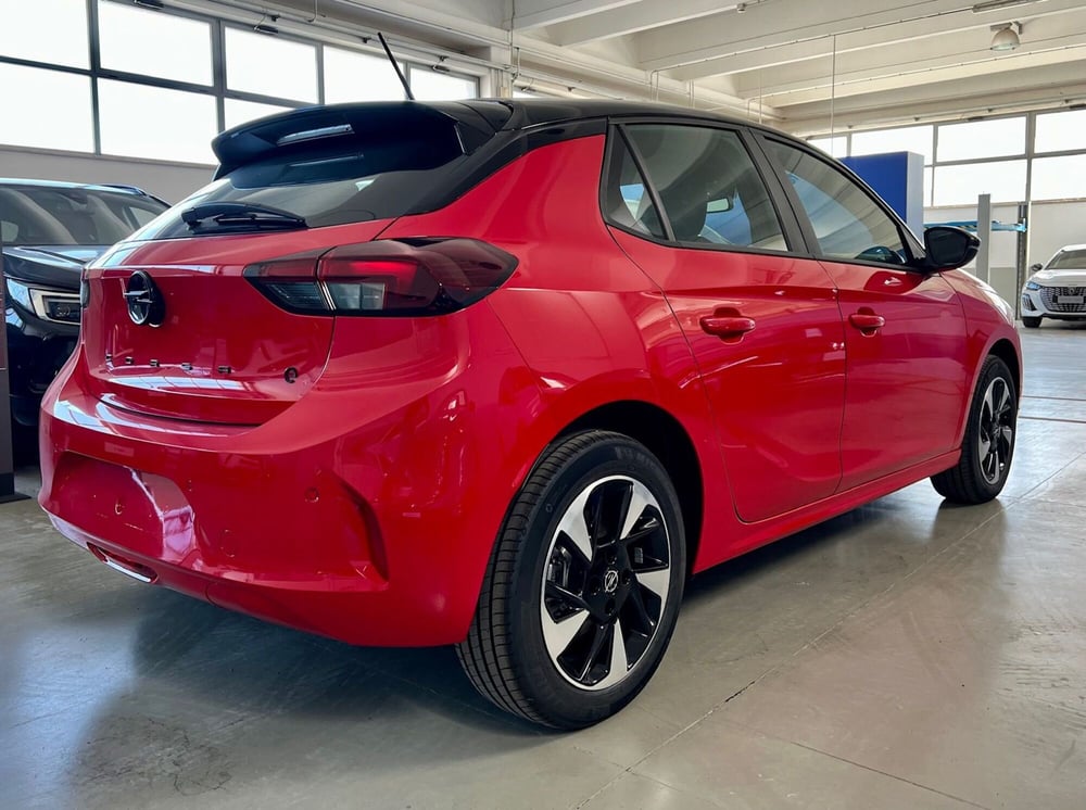 Opel Corsa-e nuova a Bari (8)