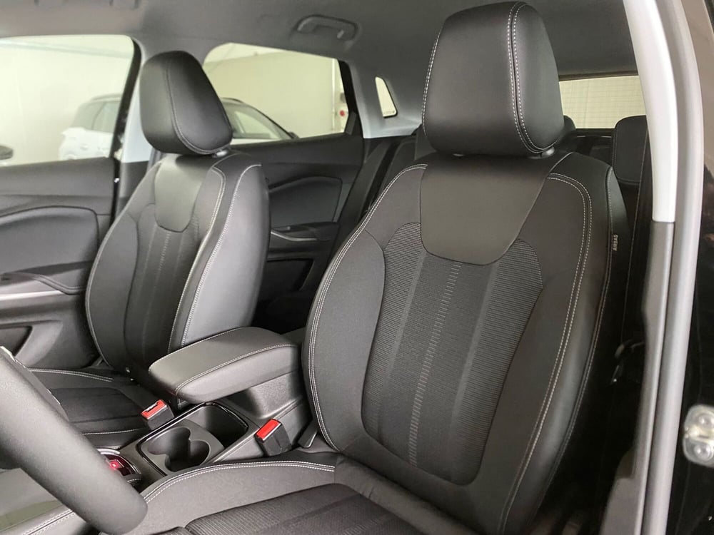 Opel Grandland nuova a Bari (15)