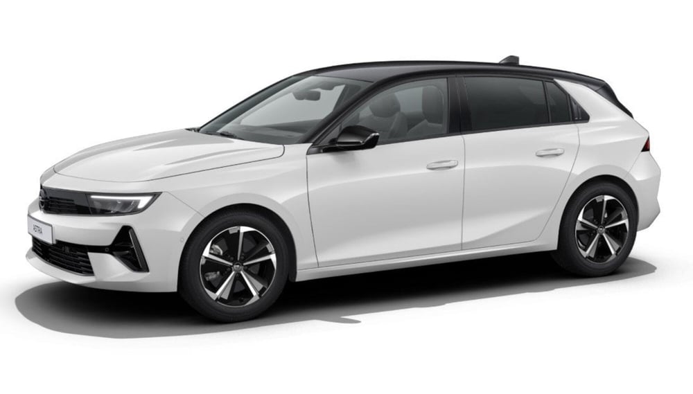 Opel Astra nuova a Bari (2)