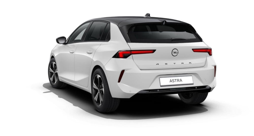 Opel Astra nuova a Bari (5)