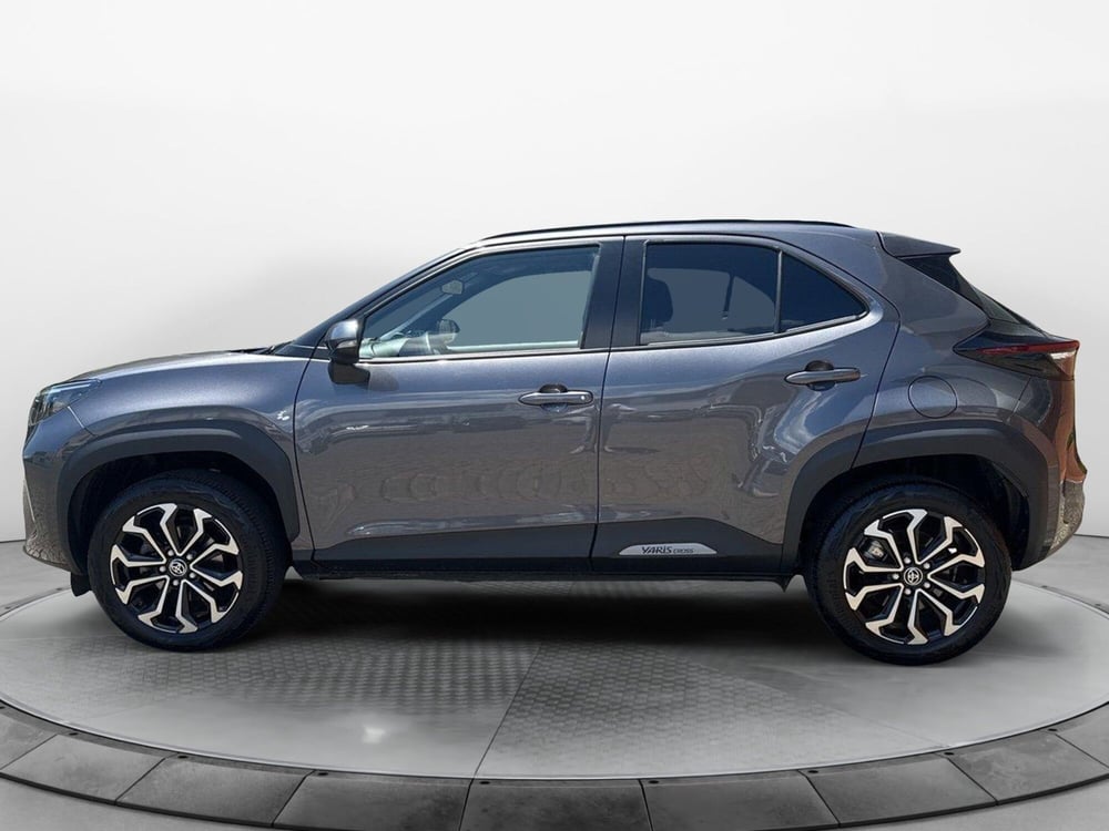 Toyota Yaris Cross usata a Napoli (8)