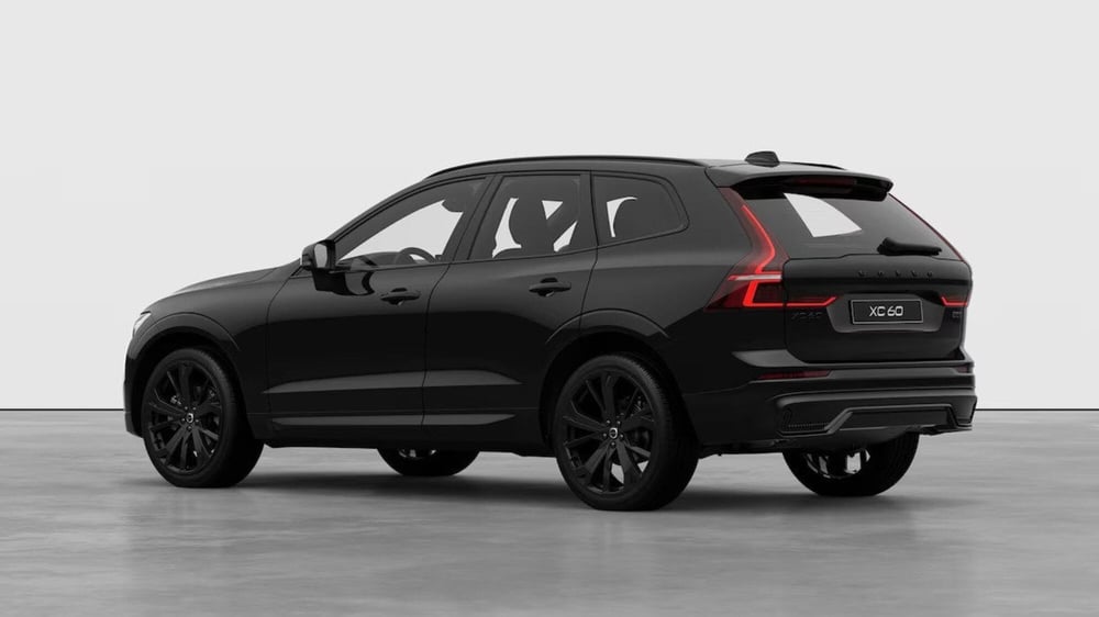Volvo XC60 nuova a Como (4)
