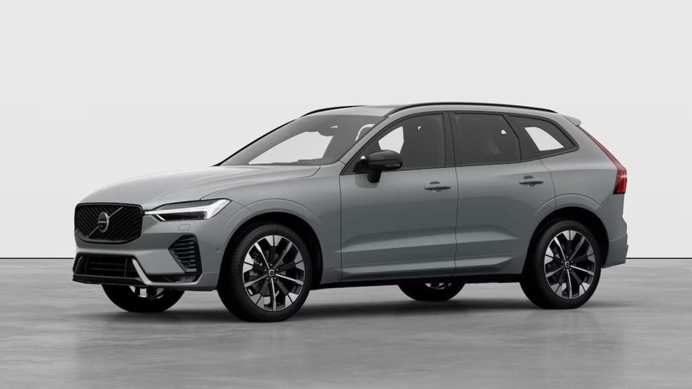 Volvo XC60 nuova a Como