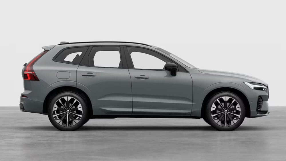 Volvo XC60 nuova a Como (4)