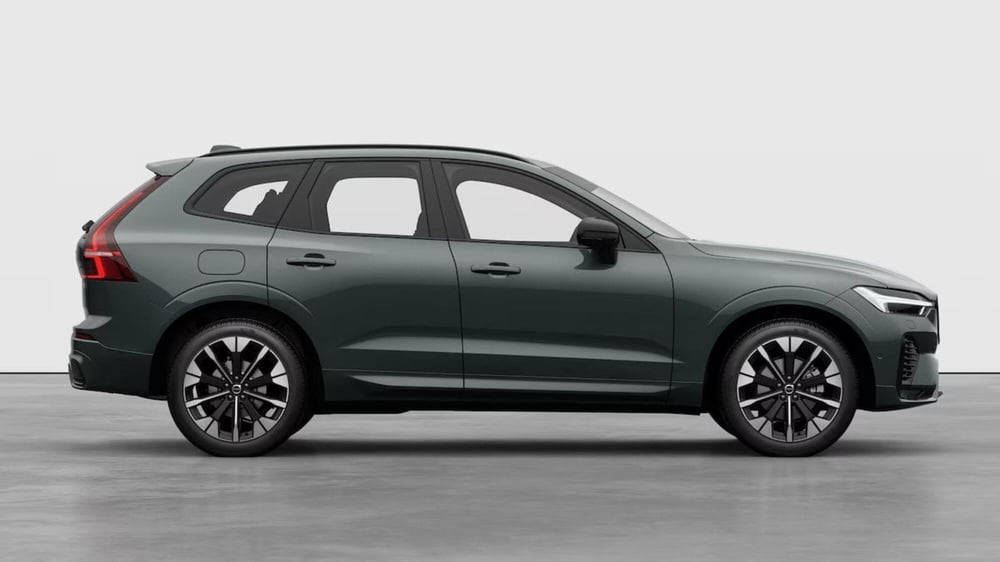 Volvo XC60 nuova a Como (4)