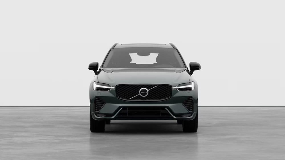 Volvo XC60 nuova a Como (5)