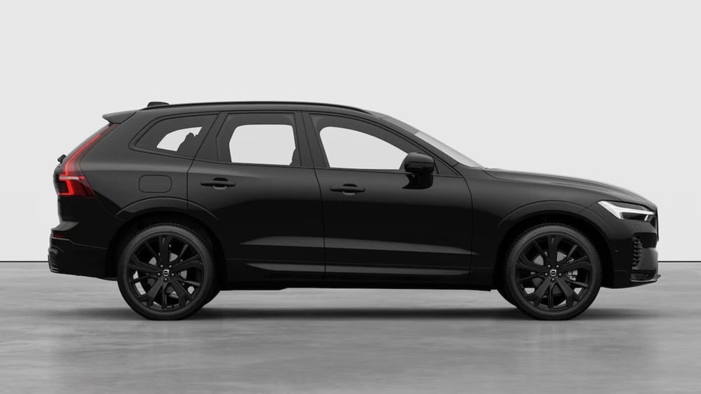 Volvo XC60 nuova a Como (4)
